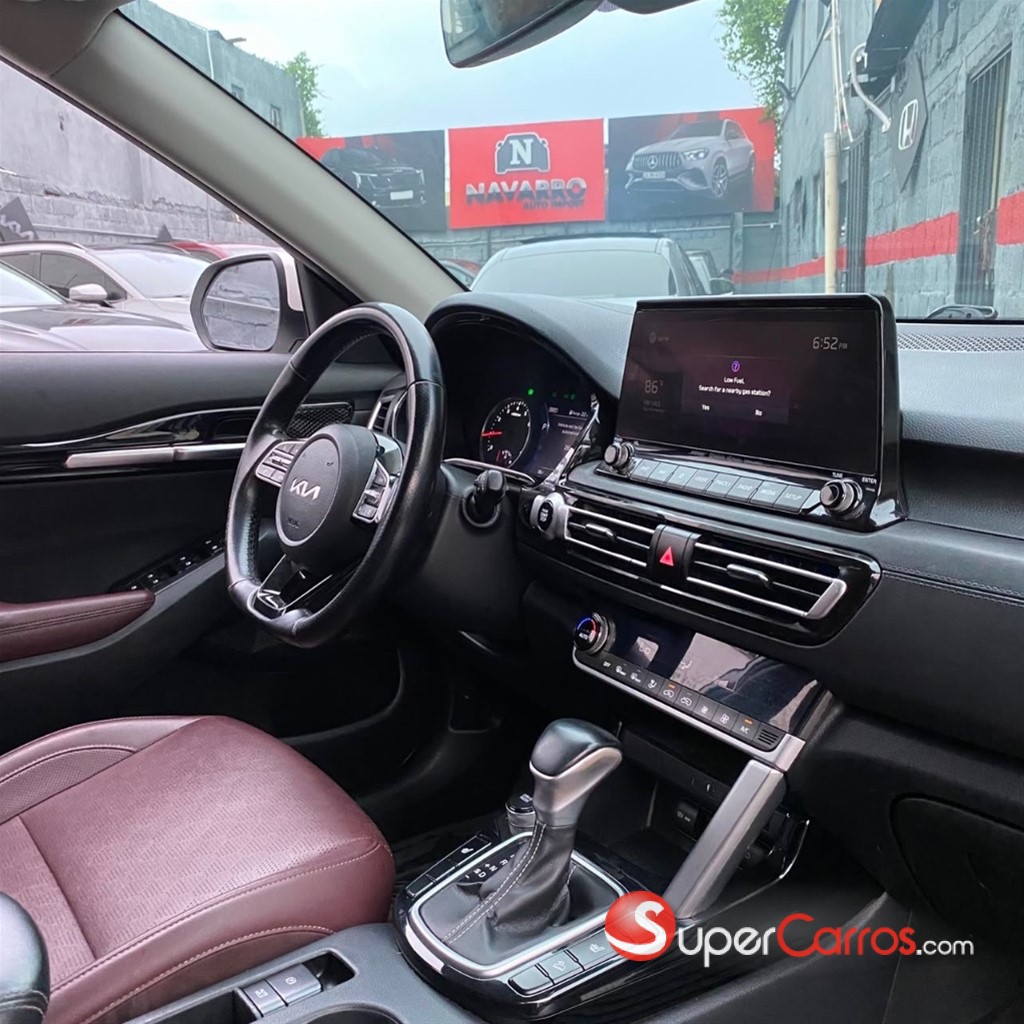 2022 Kia Seltos SX — foto 11 / 12