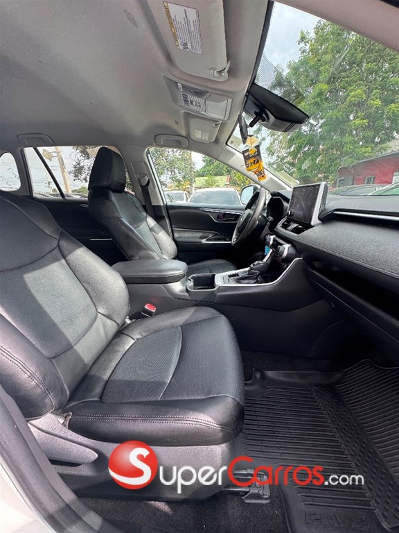 2023 Toyota RAV4 LE — foto 8 / 11