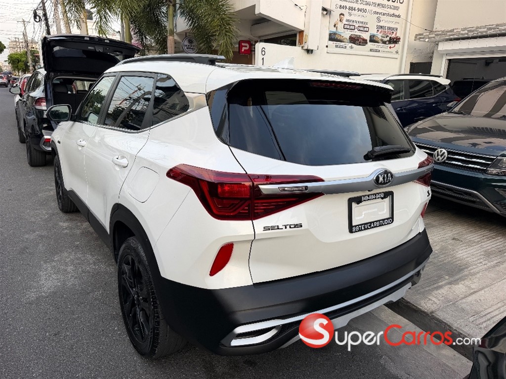 2021 Kia Seltos S — foto 2 / 9