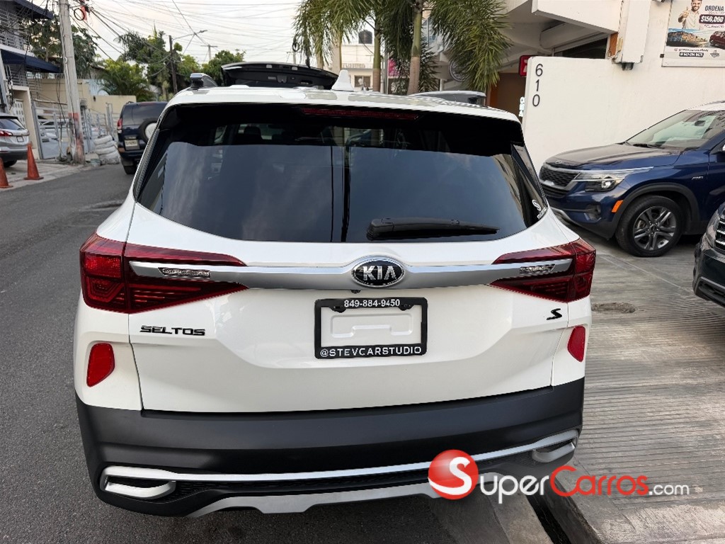 2021 Kia Seltos S — foto 3 / 9