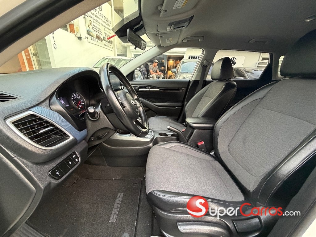 2021 Kia Seltos S — foto 6 / 9