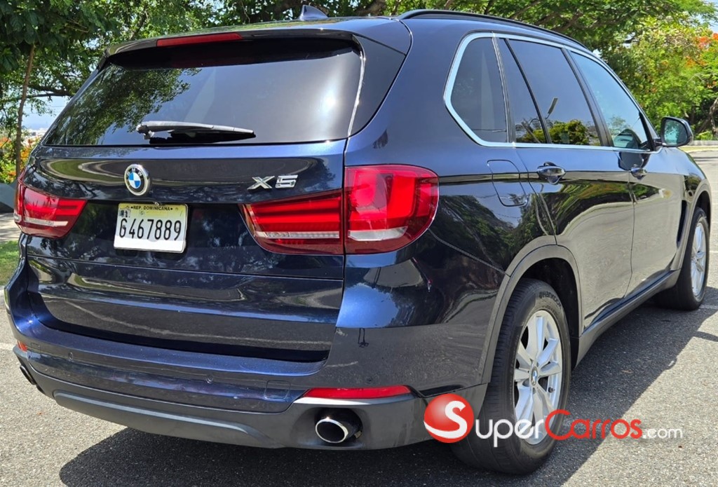 2015 BMW X 5 SDrive 35i — foto 5 / 12