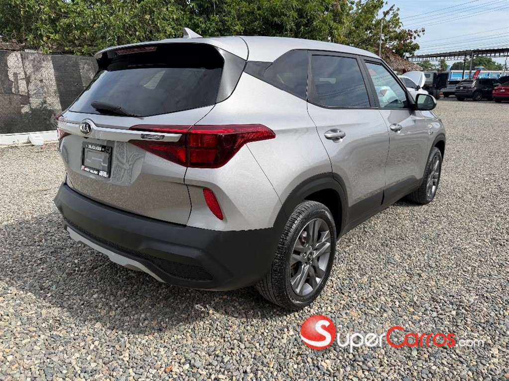 2021 Kia Seltos LX — foto 4 / 9