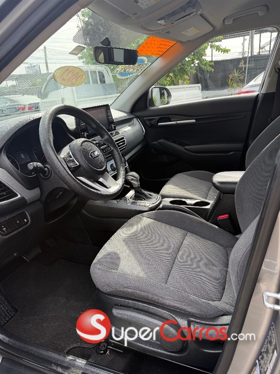 2021 Kia Seltos LX — foto 7 / 9