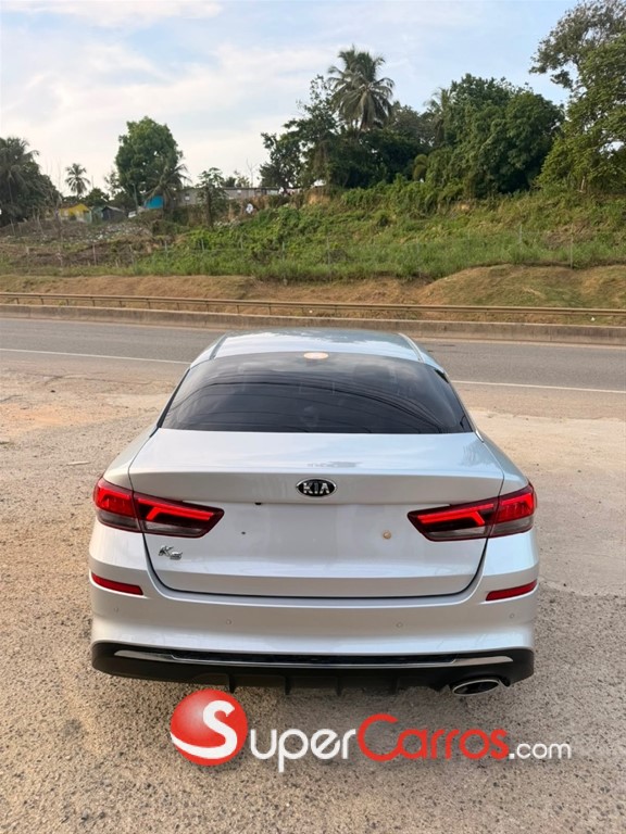 2020 Kia K-5 — foto 7 / 12