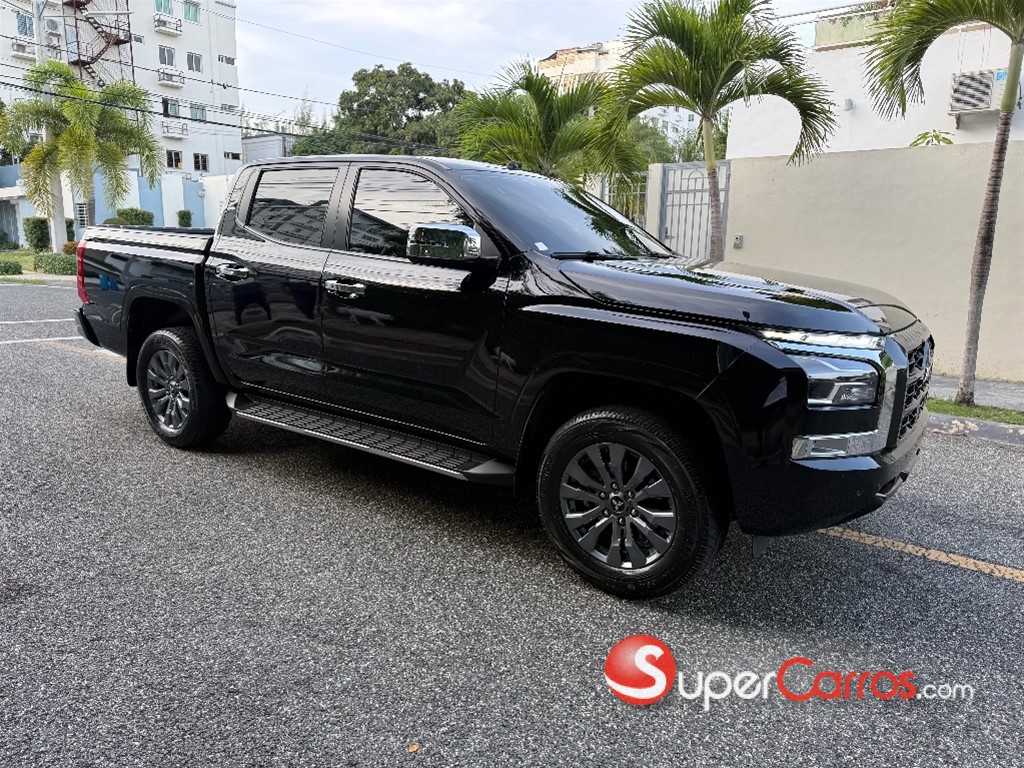 2025 Mitsubishi Motors L 200 Triton — foto 4 / 10