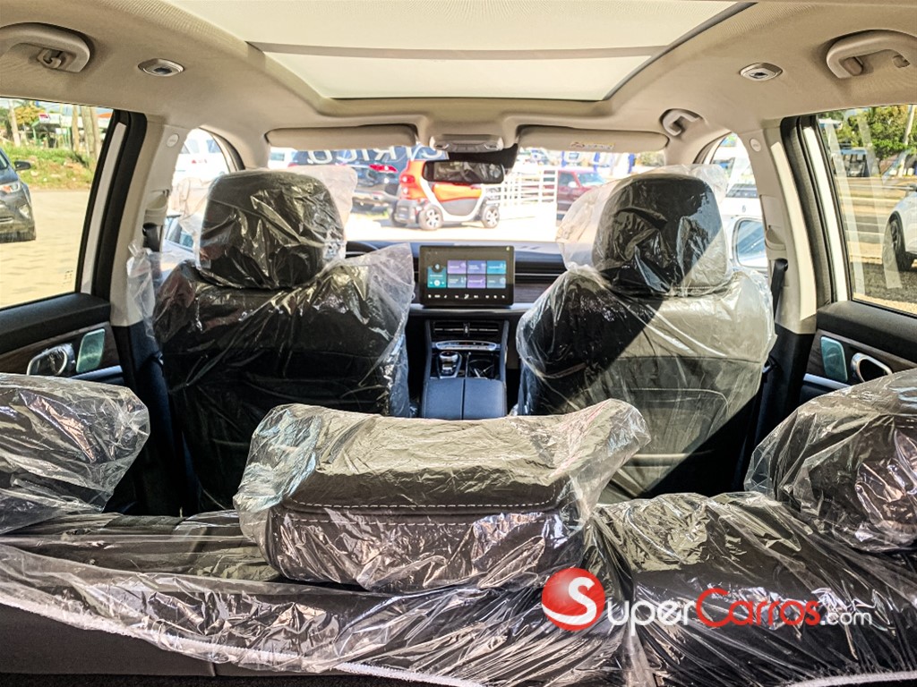 2023 Skywell ET5 — foto 11 / 12