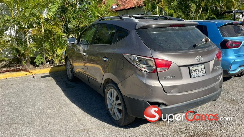 2013 Hyundai Tucson — foto 2 / 12