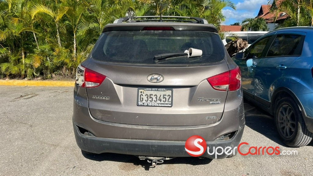 2013 Hyundai Tucson — foto 7 / 12