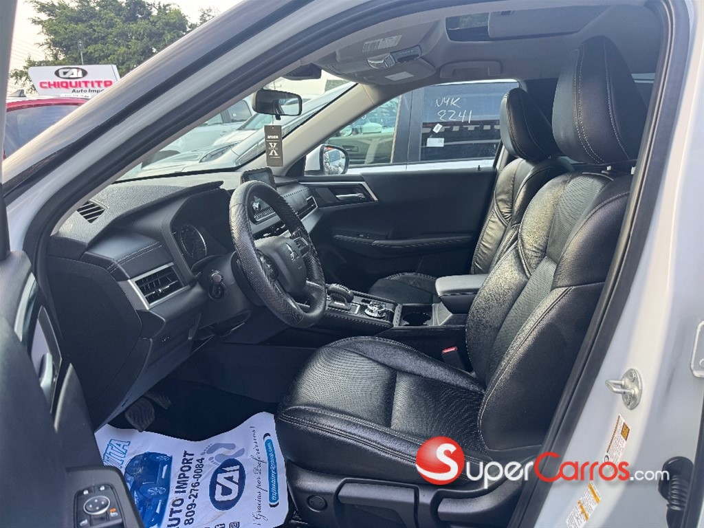 2022 Mitsubishi Motors Outlander — foto 10 / 12