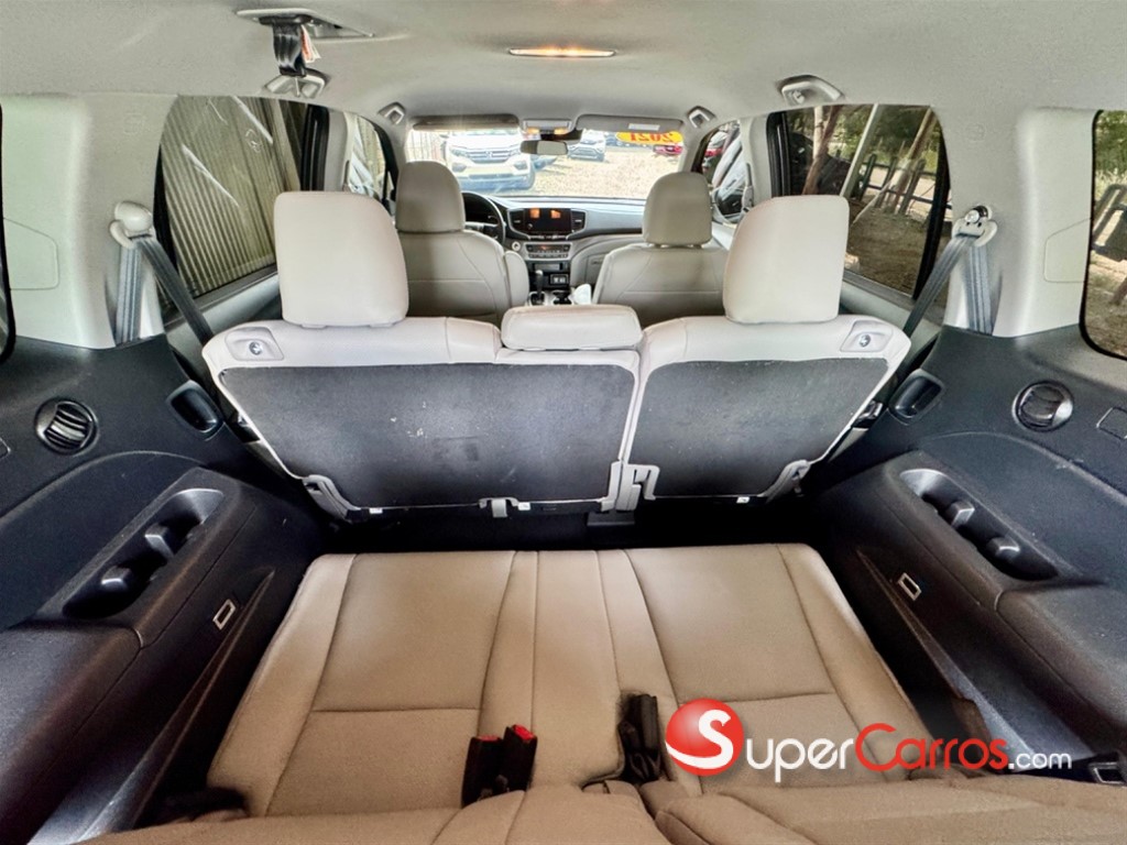 2020 Honda Pilot EXL — foto 8 / 12