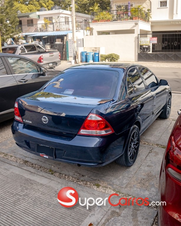 2011 Nissan Almera — foto 5 / 9