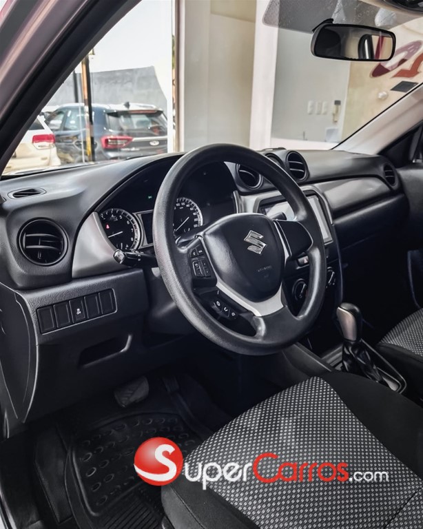 2020 Suzuki Vitara — foto 7 / 12