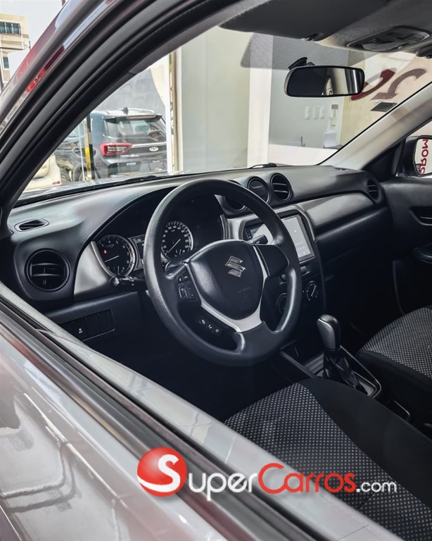 2020 Suzuki Vitara — foto 10 / 12