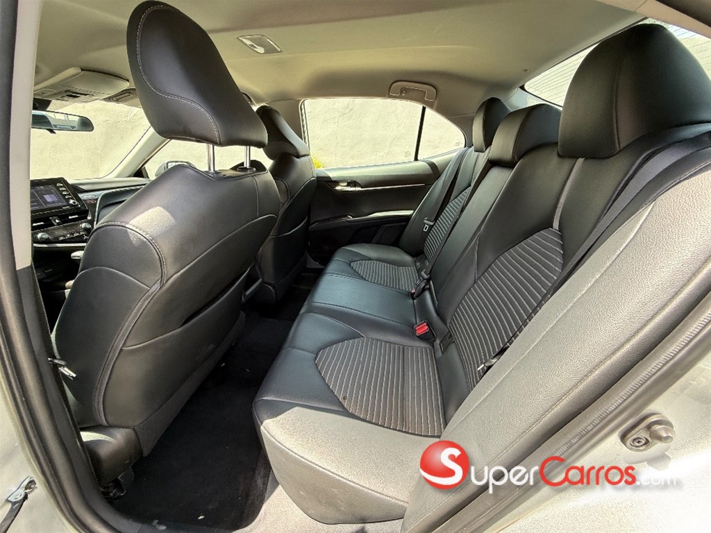 2021 Toyota Camry SE — foto 6 / 12