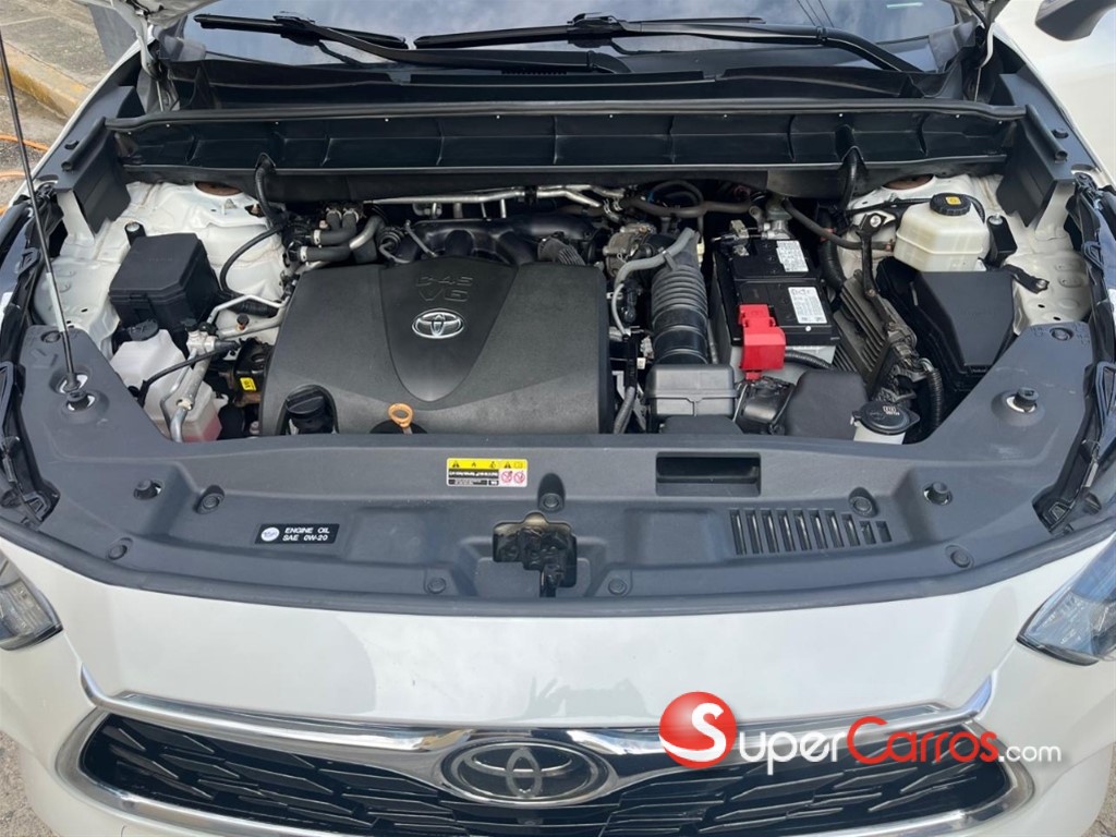 2020 Toyota Highlander Platinum — foto 2 / 7