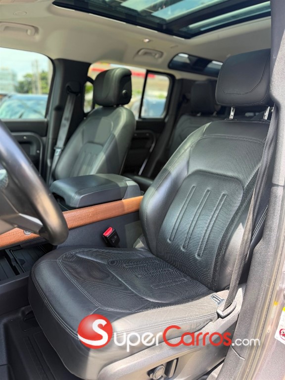 2020 Land Rover Defender P400 — foto 6 / 7