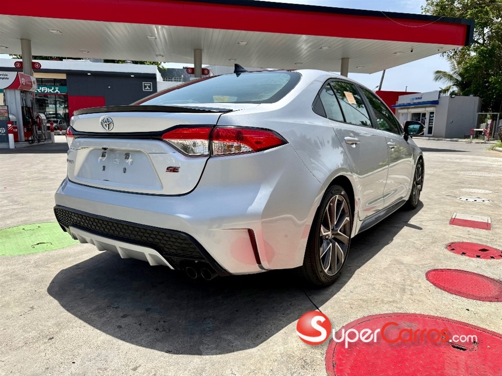 2022 Toyota Corolla SE — foto 8 / 11