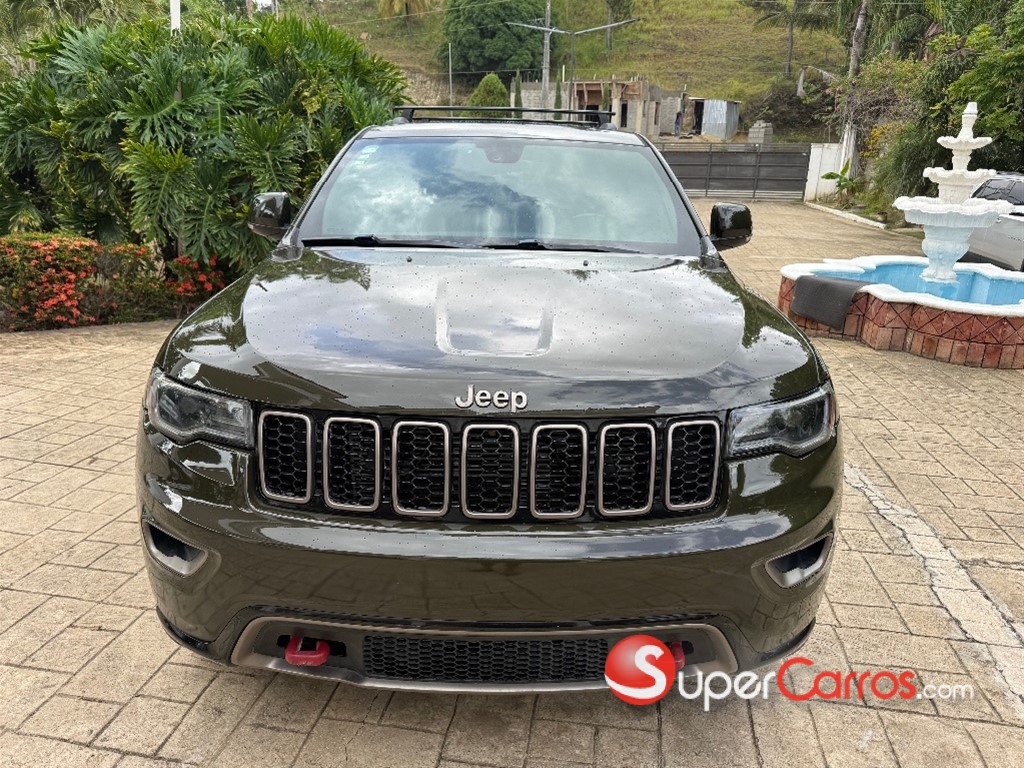 2016 Jeep Grand Cherokee 75 ANIVERSARIO — foto 2 / 12