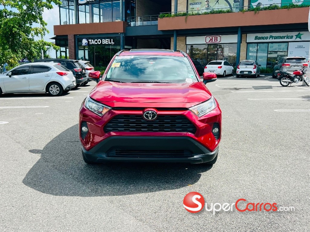 2021 Toyota RAV4 XLE Premium — foto 12 / 12