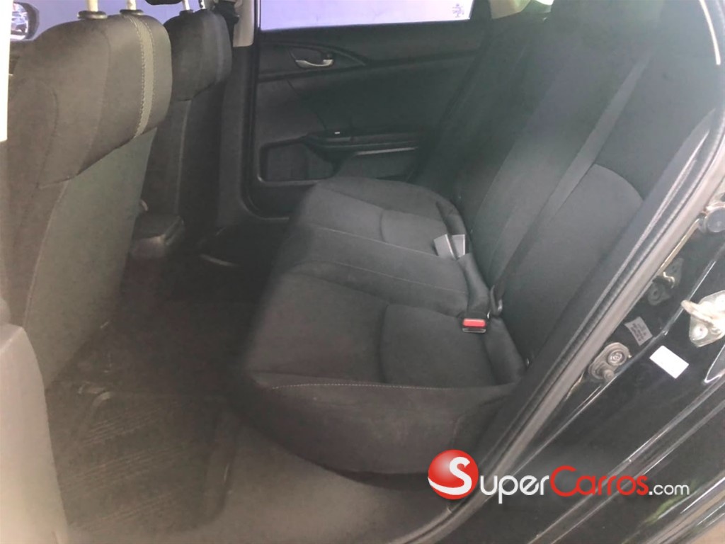 2017 Honda Civic LX — foto 8 / 9