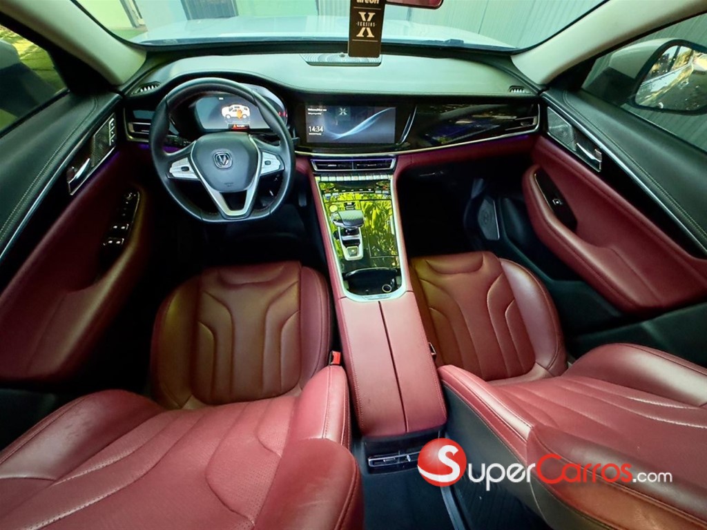 2023 Changan CS 85 — foto 9 / 12