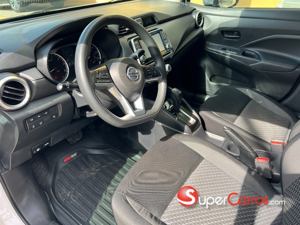 2020 Nissan Versa — foto 3 / 6