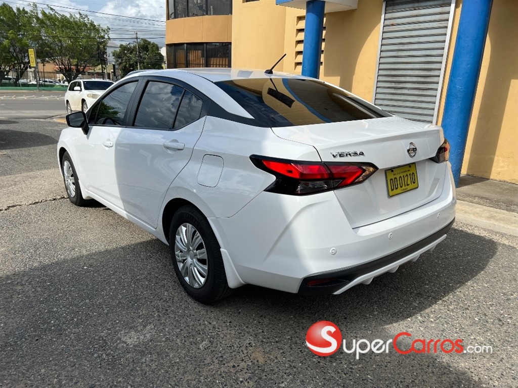 2020 Nissan Versa — foto 6 / 6