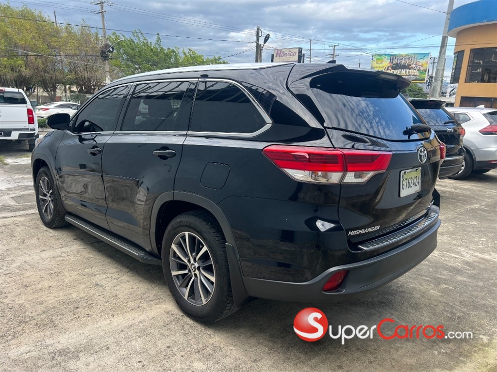 2019 Toyota Highlander XLE — foto 3 / 6