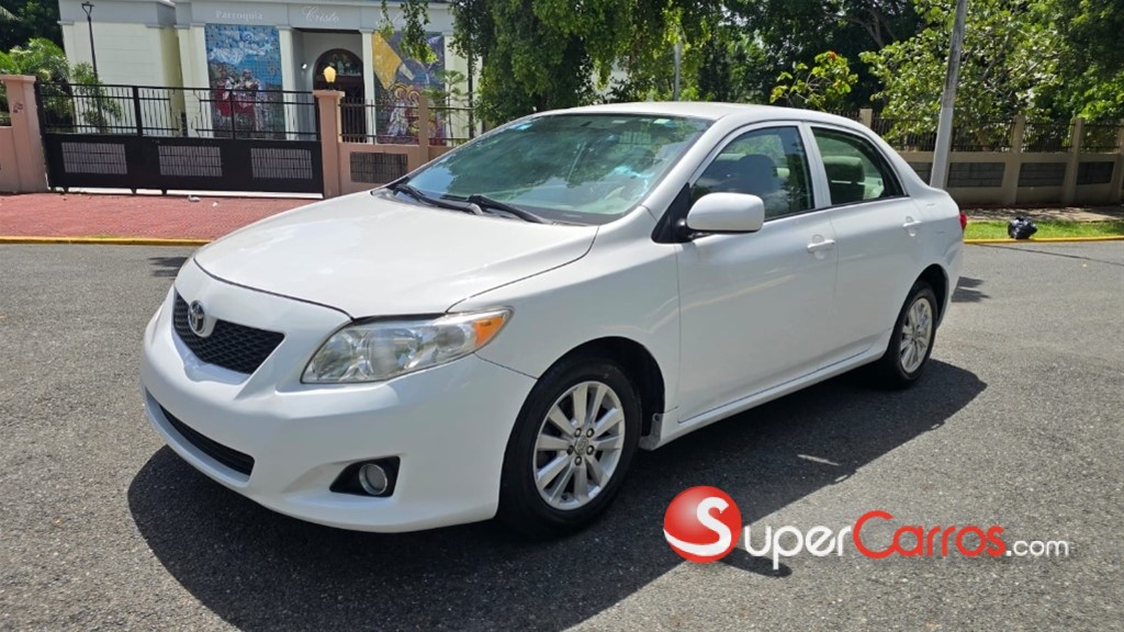 2010 Toyota Corolla LE