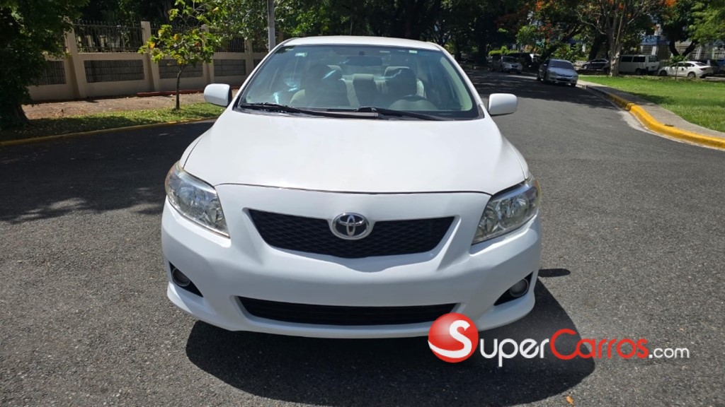 2010 Toyota Corolla LE — foto 2 / 10