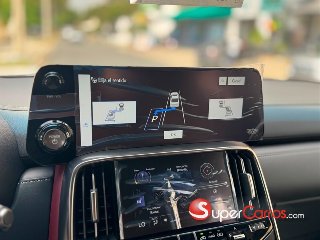 2027 Lexus LX 700 H Urban — foto 8 / 9