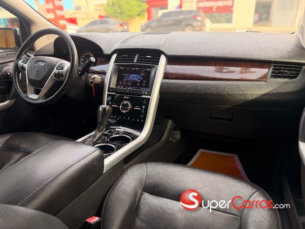 2013 Ford EDGE Limited — foto 4 / 8