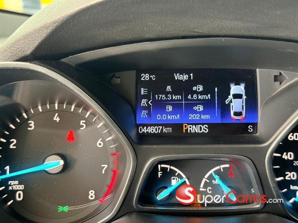 2017 Ford Escape — foto 5 / 10