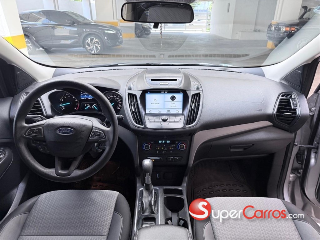 2017 Ford Escape — foto 6 / 10