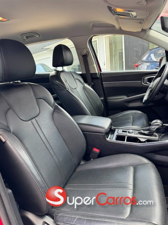 2021 Kia Sorento — foto 7 / 9