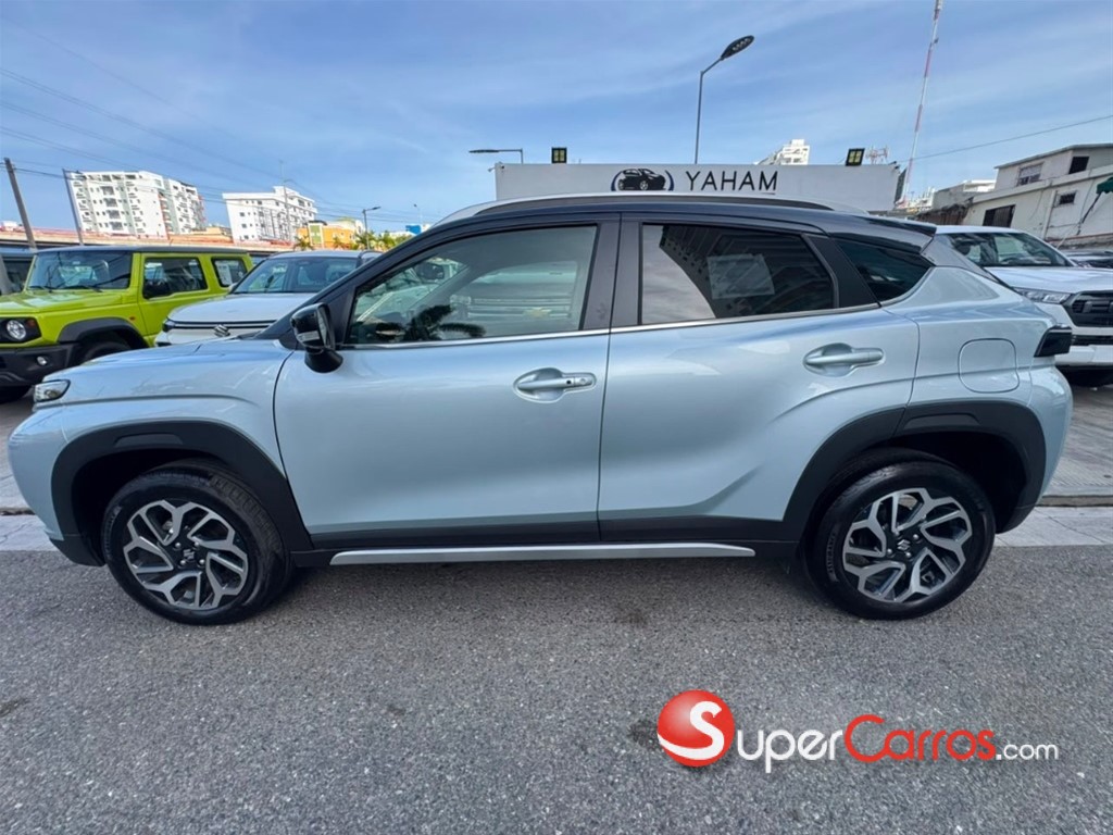 2027 Suzuki Fronx GLX — foto 4 / 12