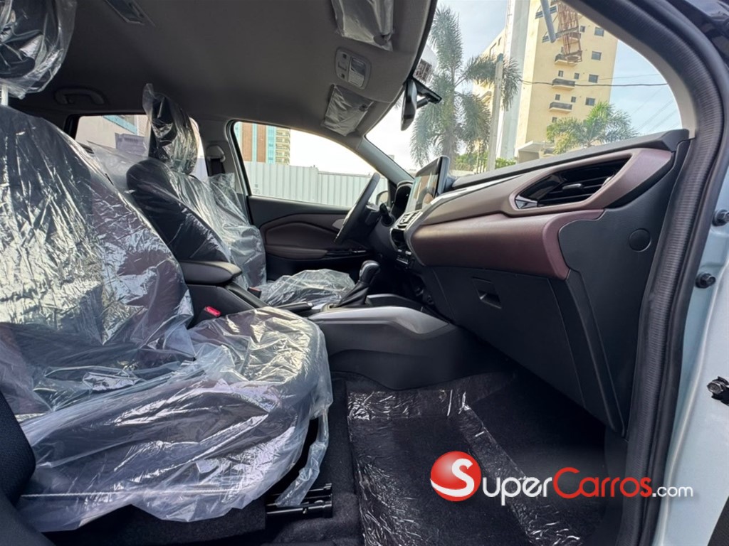 2027 Suzuki Fronx GLX — foto 9 / 12