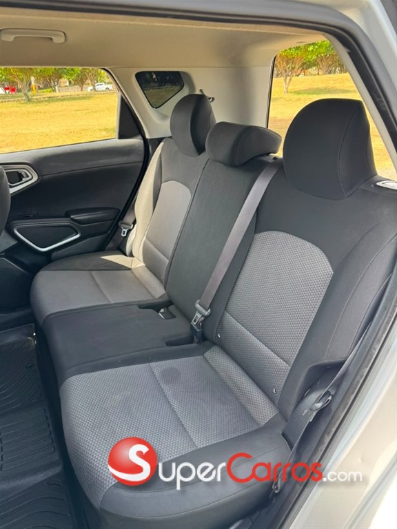 2020 Kia Soul LX — foto 6 / 9