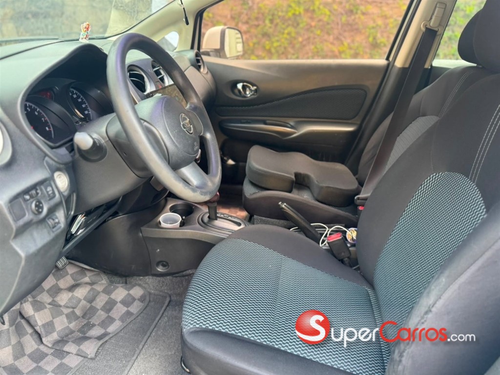 2013 Nissan Note — foto 10 / 11