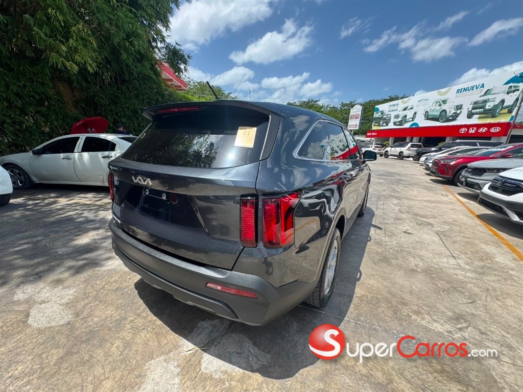 2023 Kia Sorento LX — foto 4 / 10