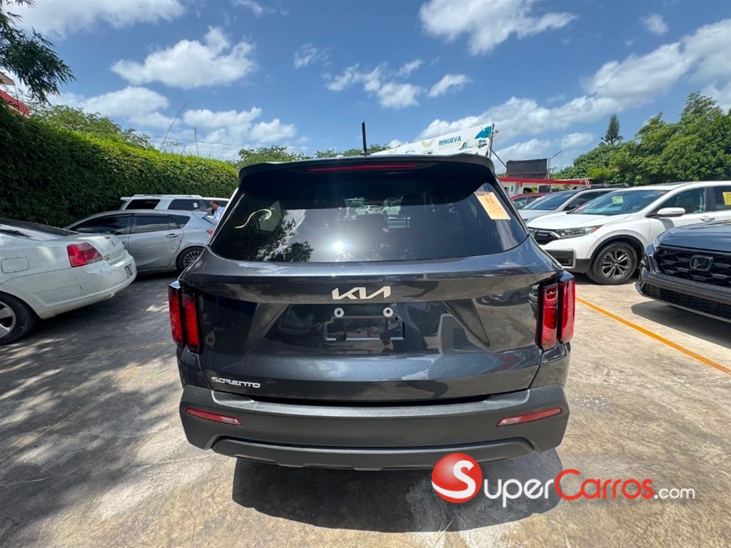 2023 Kia Sorento LX — foto 7 / 10