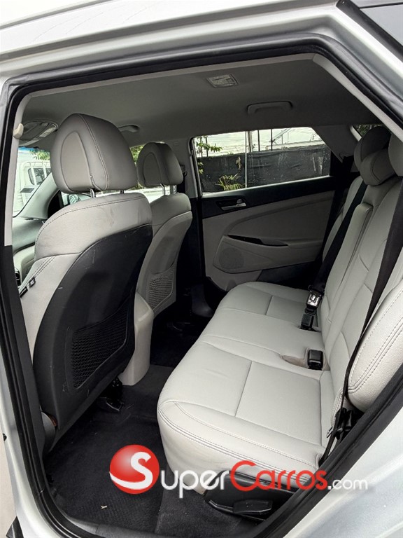 2018 Hyundai Tucson SEL — foto 8 / 11