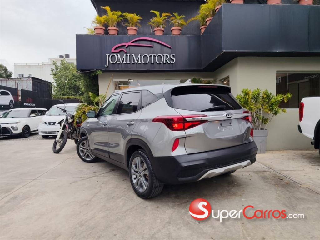 2021 Kia Seltos LX — foto 4 / 9