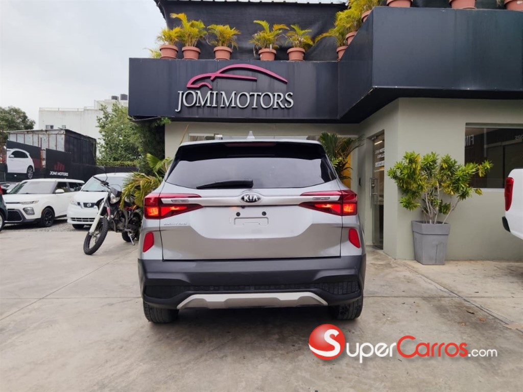 2021 Kia Seltos LX — foto 5 / 9