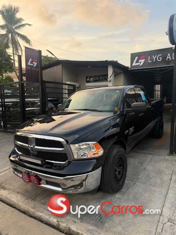 2019 Dodge Ram 1500 — foto 4 / 8
