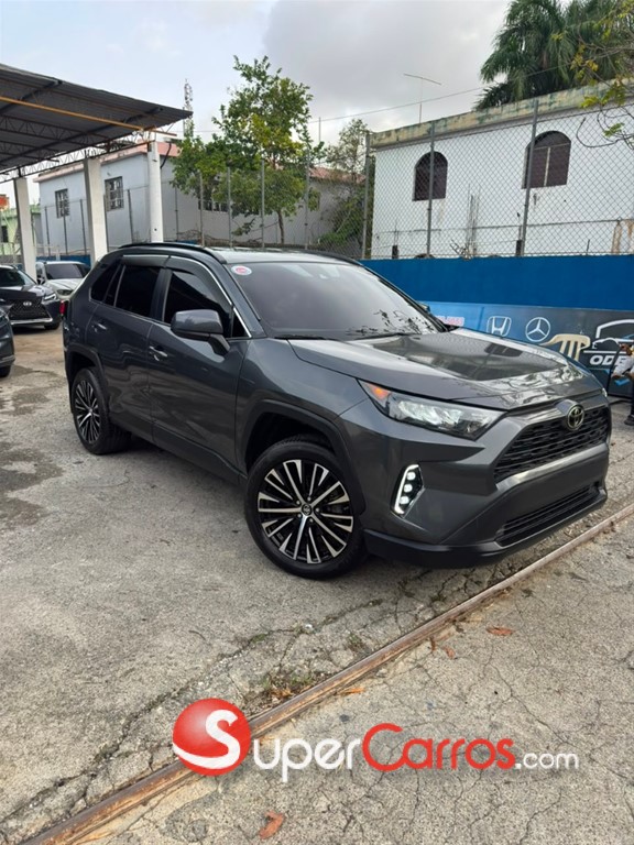 2021 Toyota RAV4 LE PLUS — foto 3 / 12
