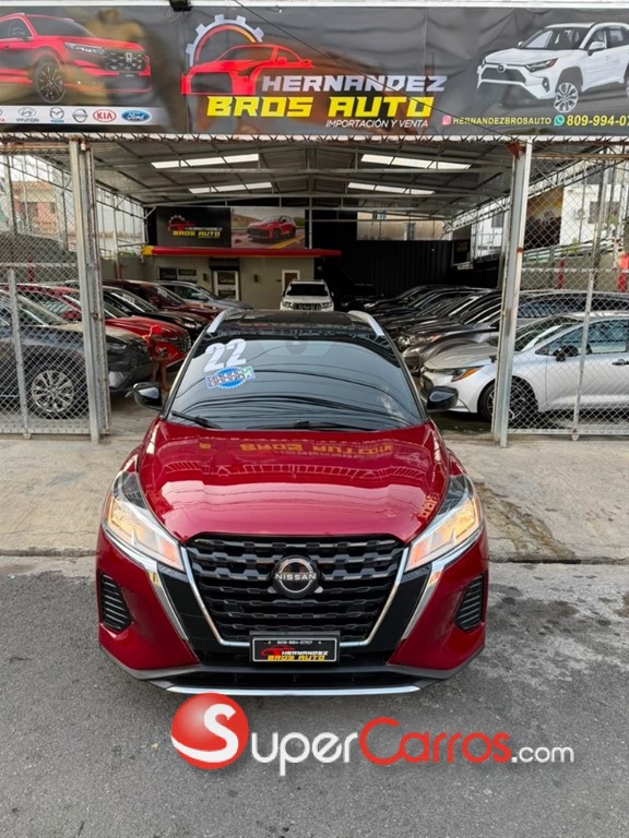 2022 Nissan Kicks SV — foto 2 / 10