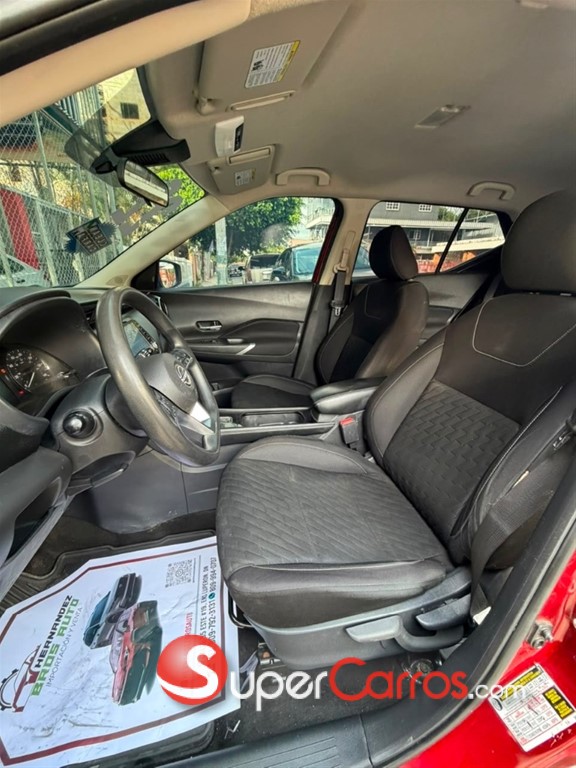 2022 Nissan Kicks SV — foto 6 / 10
