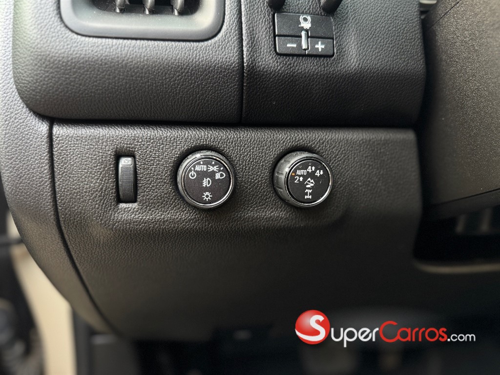 2022 Chevrolet Colorado ZR2 — foto 11 / 12